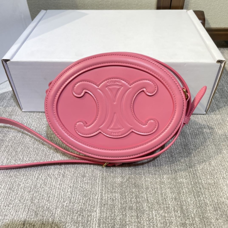 Ce1i*e triomphe bags